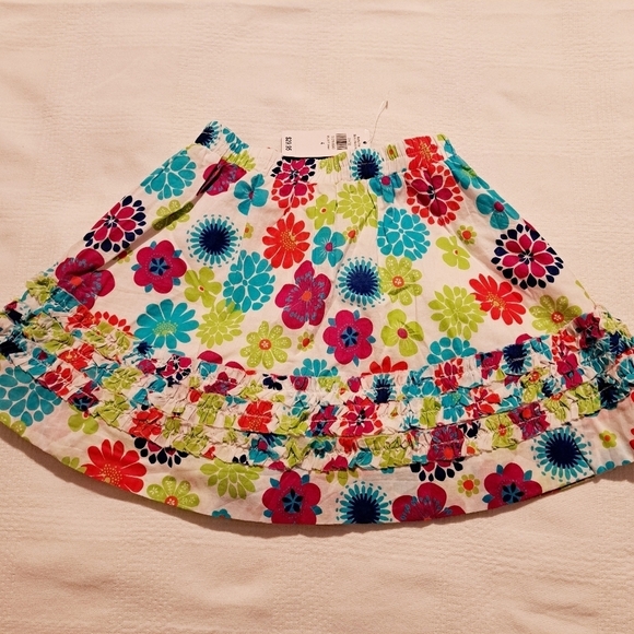 L.L. Bean girls size 4 floral lined skirt - Picture 2 of 5
